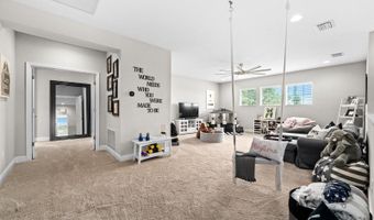 7631 PARADISO Dr, Apollo Beach, FL 33572