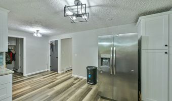 48 Central St, Auburn, MA 01501