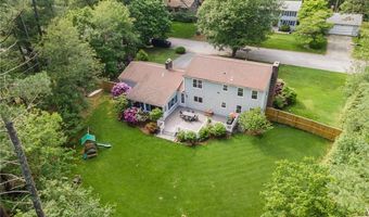 70 Jefferson Dr, East Greenwich, RI 02818