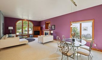 548 6th St NW, Altoona, IA 50009