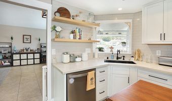 8491 E Frostwood St, Anaheim, CA 92808