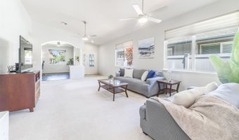 48 Hoku Puhipaka St, Kahului, HI 96732