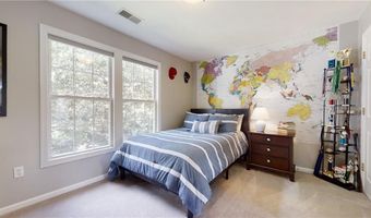 322 Sleepy Hollow Farm Rd, Warwick, RI 02886