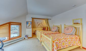 254 Crawford Ridge Rd 3, Carroll, NH 03575