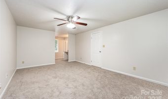 7008 Wannamaker Ln, Charlotte, NC 28226