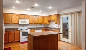 6 Lincoln Hts, Alum Creek, WV 25003
