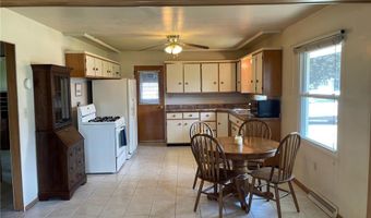 1805 10th Pl NE, Austin, MN 55912