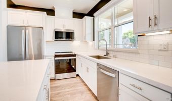 2910 Bay Village Ave, Santa Rosa, CA 95403