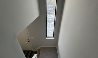 111 Sutton Pl 111, Bloomfield, CT 06002