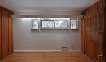 519 E Cooke Rd, Columbus, OH 43214