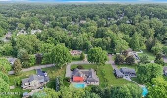 27 Southview Ter S, Middletown, NJ 07748