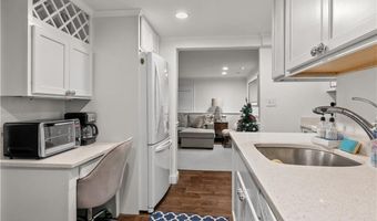 16 Shields St 2, Newport, RI 02840