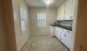 901 4th, Adel, GA 31620