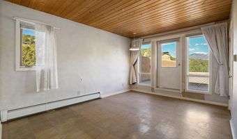 92 Sandia Cyn, Arroyo Hondo, NM 87513