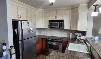 1 Pine Cres 23, Alloway, NJ 07462