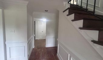 3653 38TH St N, Arlington, VA 22207