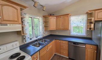 1890 Franklin Pierce Hwy, Barrington, NH 03825