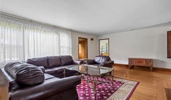 963 Hartford Ave, Johnston, RI 02919