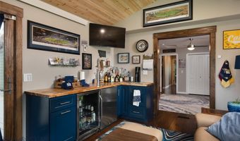 158 Harvester Ln, Belgrade, MT 59714