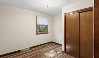 886 Weaver Hill Rd, Coventry, RI 02816