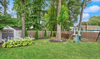 8470 NICOLE Ct, Annandale, VA 22003