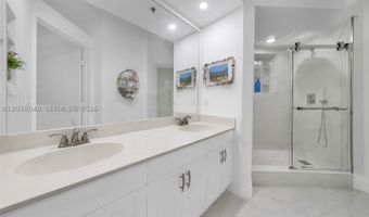 3255 NE 184th St 12112, Aventura, FL 33160