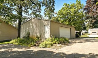 2405 W Sycamore Beach Rd, Angola, IN 46703