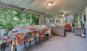 306 GRIMES Dr, Auburndale, FL 33823