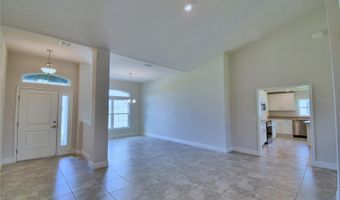 4050 TULLAMORE Ln, Auburndale, FL 33823