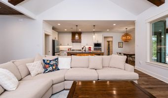 4032 Eagle Valley Dr, Benton, AR 72019