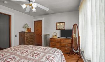 64 Dyer Ave, East Providence, RI 02915