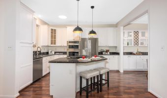 534 WINDING ROSE Dr, Rockville, MD 20850