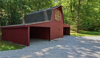 585 Reservoir Rd, Burrillville, RI 02859