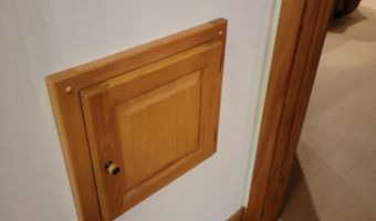 1314 N 3rd St, Aberdeen, SD 57401