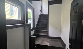 804 Work Dr, Akron, OH 44320