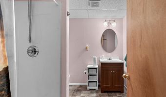 1424 W WEILAND Ln, Appleton, WI 54914