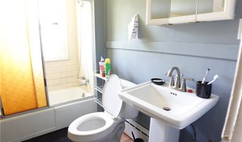 420 422 Sarah St, Aliquippa, PA 15001