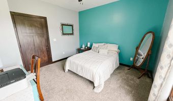 111 Arkansas Ave, Alton, IA 51003