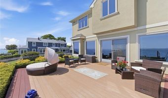 25 Narragansett St, North Kingstown, RI 02852