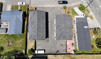 325 MATOT St B, Brookings, OR 97415