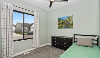2203 Barry Dr, Adel, IA 50003