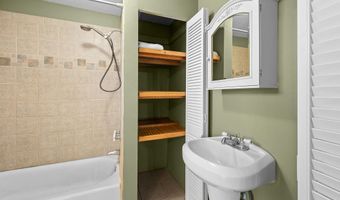 815 Kuulei St, Haiku, HI 96708