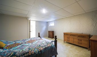 1012 Stuyvesant Ln, Ballwin, MO 63011