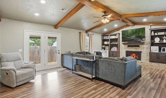 319 Cameron Dr, Altus, OK 73521
