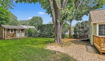 88 Nichols Rd, North Kingstown, RI 02852
