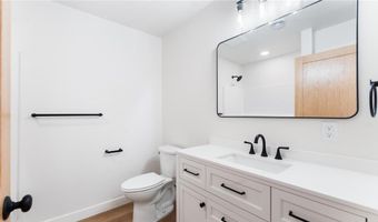 322 Old Glory Dr NE, Alexandria, MN 56308