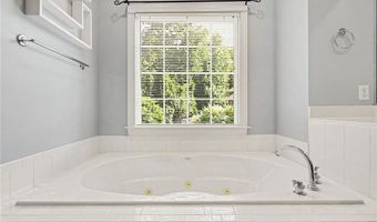 121 N Wildcat Run Ct, Advance, NC 27006