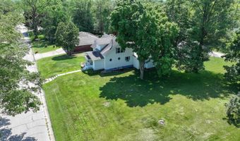 610 7th Ave, Ackley, IA 50601