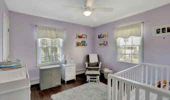 126 9th St, Belford, NJ 07718