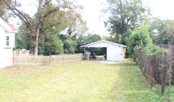 906 Fair St, Camden, SC 29020